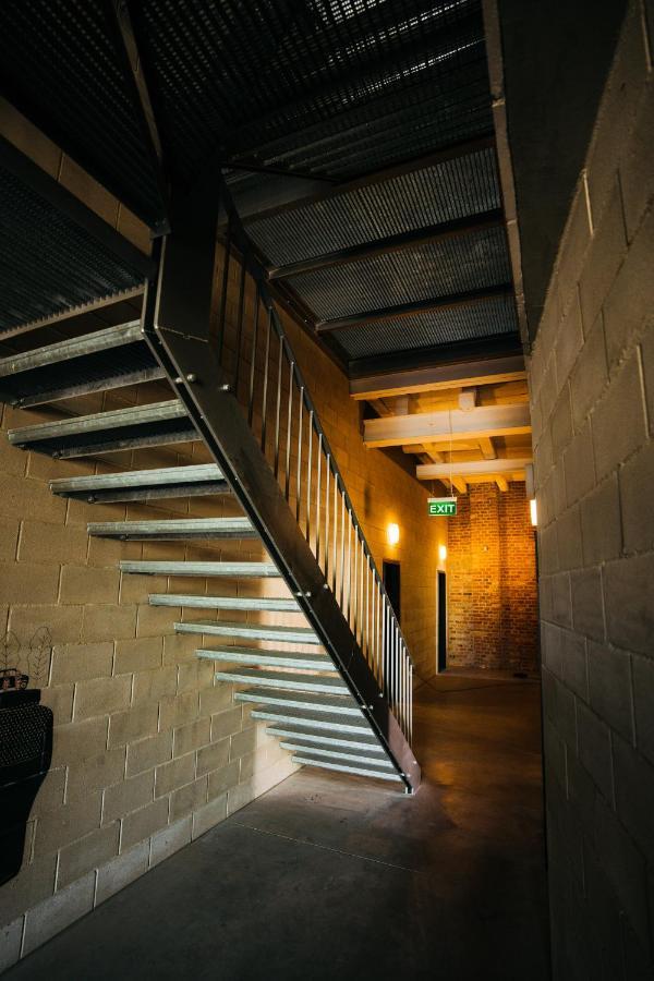 Апартаменты Smaltovna Lofty Лученец Экстерьер фото